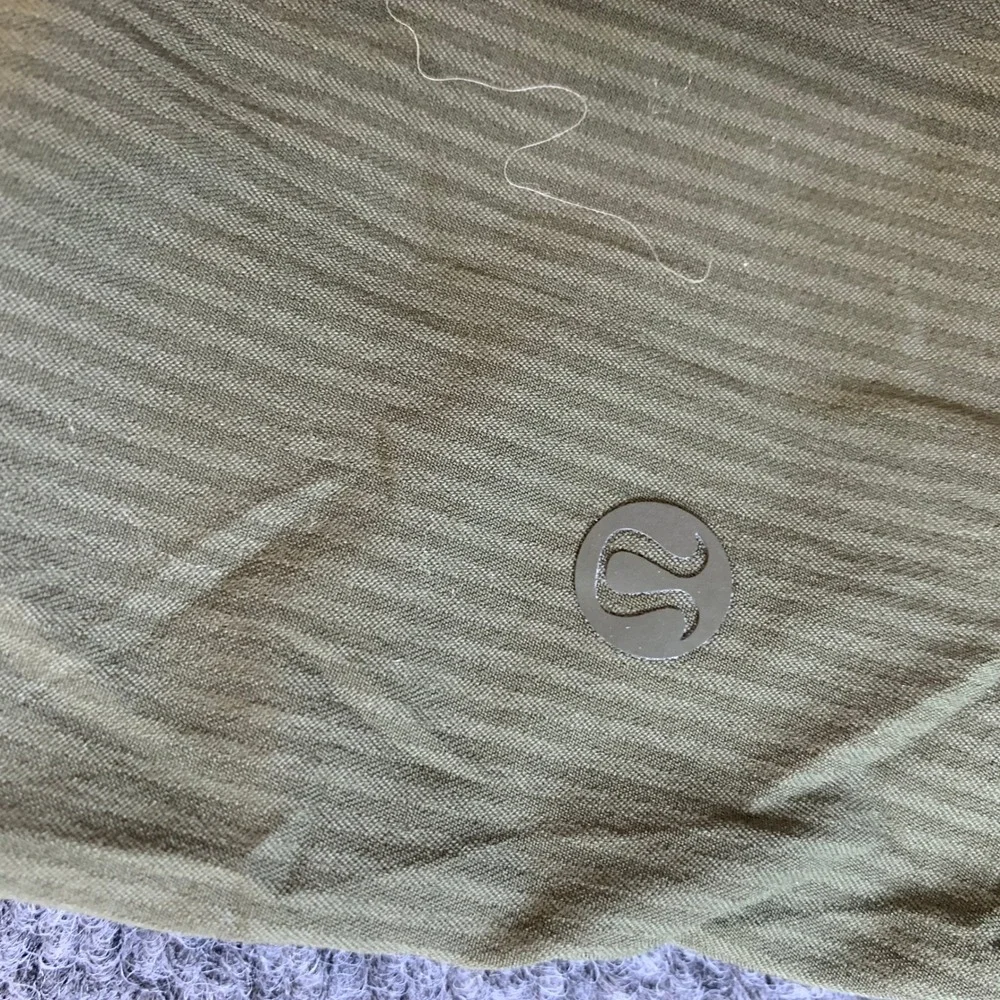 Lululemon Dance Studio Crop Pants Womens 4 Olive Green Excellent Mid-Rise Jogger